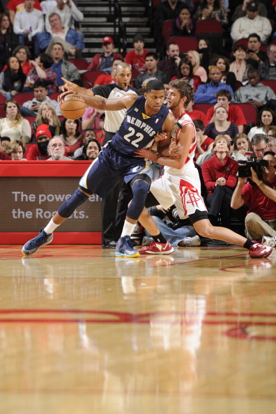 借快速反击 借快速反击